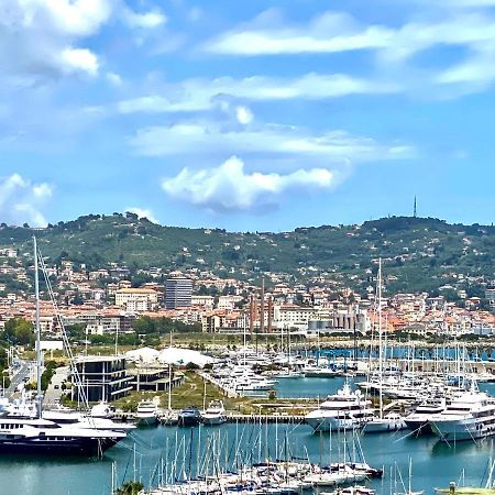 Abcdecor Italia Apartment Imperia Bagian luar foto