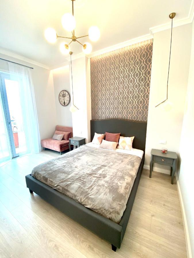Abcdecor Italia Apartment Imperia Bagian luar foto